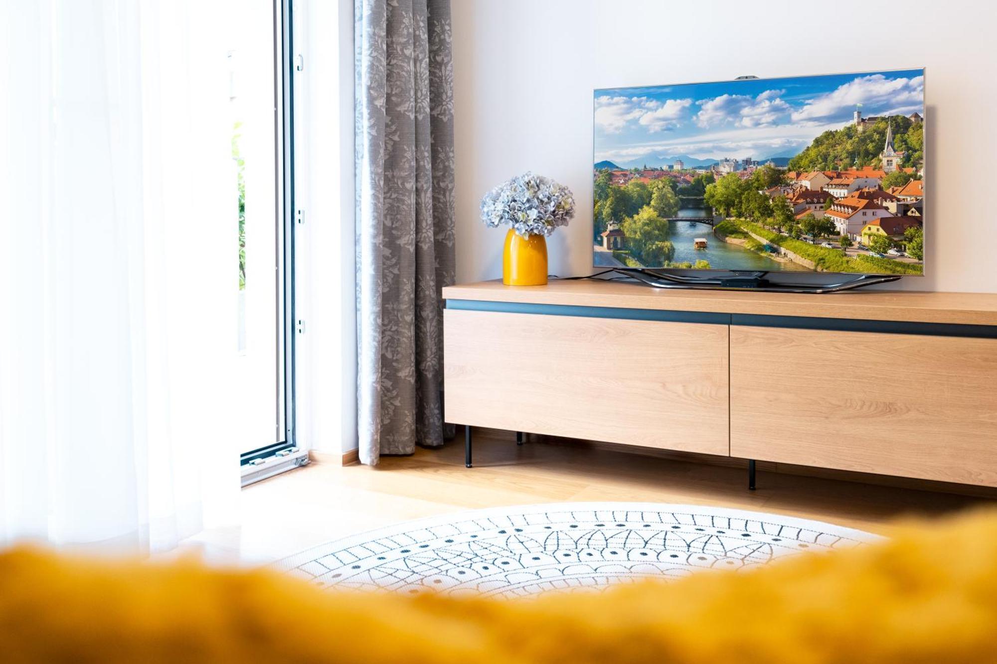 Masarykova Residence - Modern 1-Bedroom In City Center & Free Parking Liubliana Exterior foto